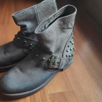 stivaletto donna borchie