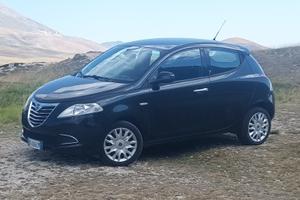 lancia ypsilon 1.3 