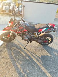 Hypermotard 796