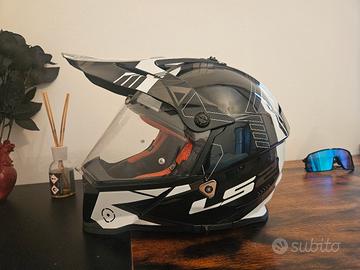 Casco LS2 Pioneer