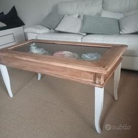 Tavolino con anta a vetro 