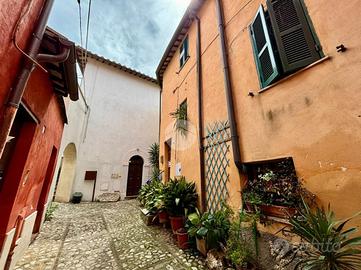 3 LOCALI A OTRICOLI