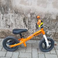 bicicletta senza pedali