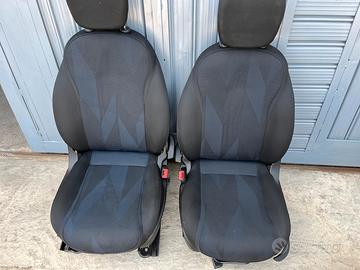 Tappezzeria o sedili o sedie per lancia y