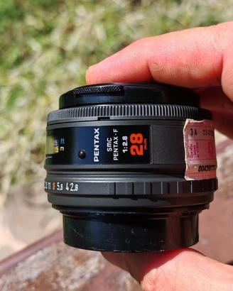 Pentax-F 28mm f2,8 AF