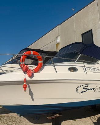 Saver 690 cabin con Johnson 200