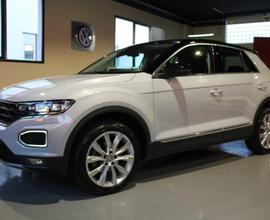 Volkswagen T-Roc 1.5 TSI ACT DSG Advanced BlueMoti