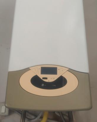 caldaia 35kw condensazione ariston