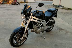 hyosung Comet 650  patente A2