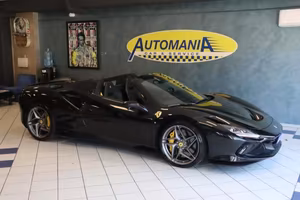FERRARI F8 Spider + IVA