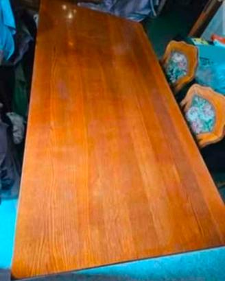 tavolo e cristalliera in rovere