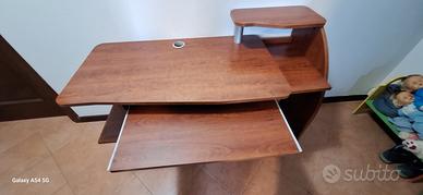 scrivania 