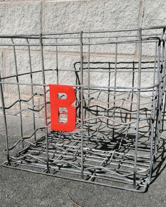 Cesto Portabottiglie Vintage Industriale