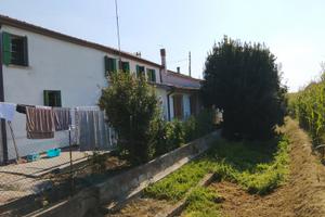 Casa singola abitabile