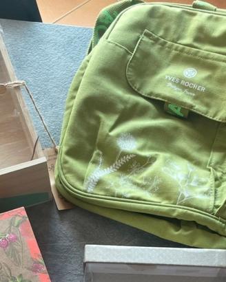 Borsone e scatola di legno yves rocher