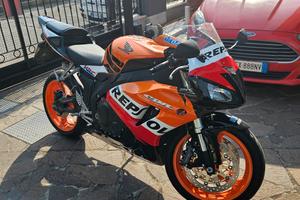 CBR1000RR 