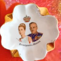 Posacenere vintage in porcellana di Monte Carlo