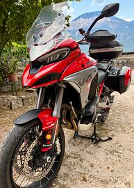 Ducati Multistrada V4S travell