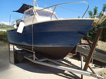 Barca Amelia 800 con motore vm 170 cv