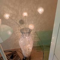 vaso luminoso decorato con fil di ferro