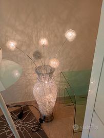 vaso luminoso decorato con fil di ferro