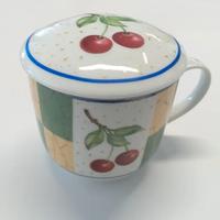 Tazza con coperchio