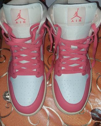 Wmns air jordan 1 mid