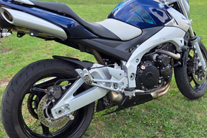 Suzuki gsx