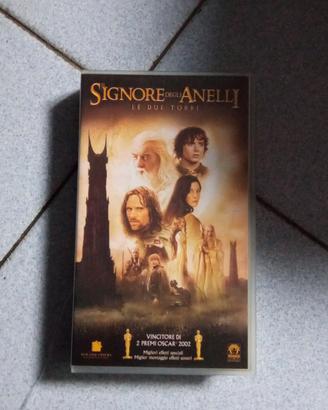 lotto di 10 vecchi VHS per collezionismo 