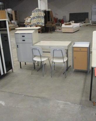 Arredo per studio anni 80