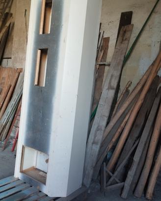 Strutture in legno . 