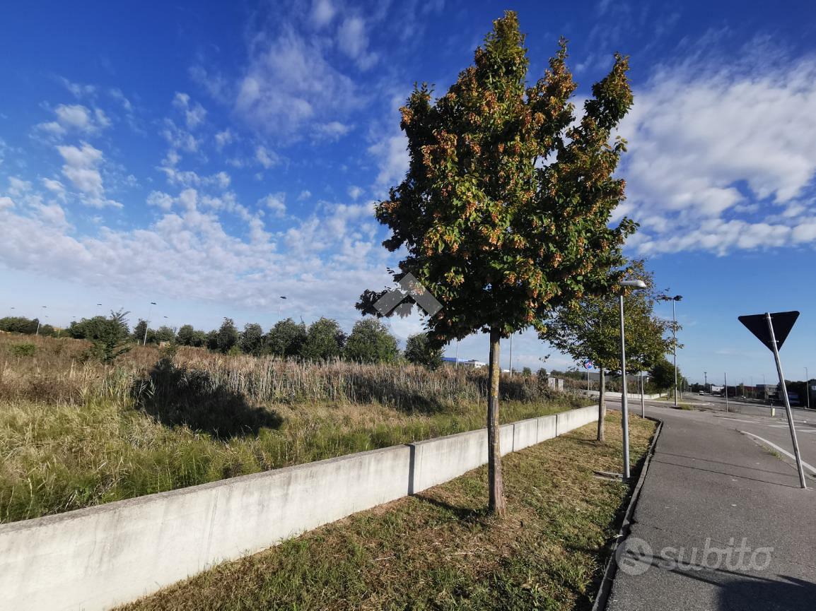 TER. RESIDENZIALE A MALALBERGO - Vista 3