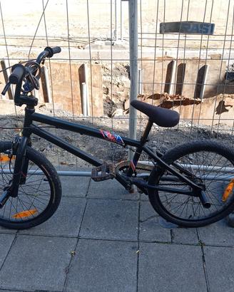 Bicicletta BMX
