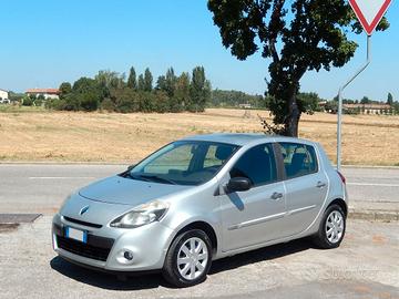 RENAULT CLIO III 1.5 Turbodiesel -SI NEOPATENTATI