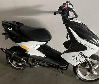 Yamaha Aerox 50