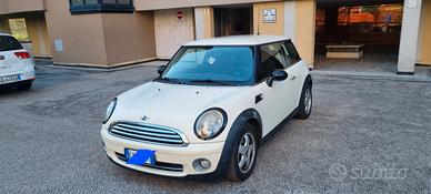 Mini Cooper 1.4 GPL 2010 6 marce