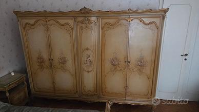 camera da letto in legno stile veneziano