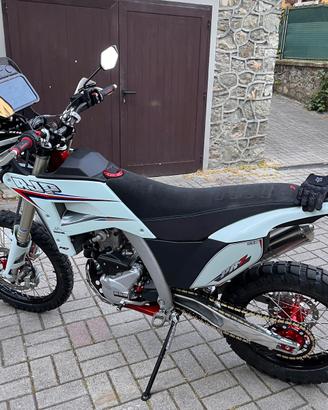 Rally Enduro AJP PR7 650 MY 2026