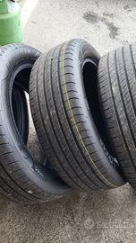 Goodyear efficientgrip performance2 215/55R18 99V