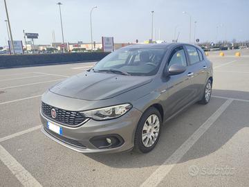 Fiat Tipo Easy Hatchback 1.4 95 cv benzina gpl