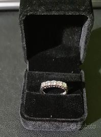 anello oro bianco 18kt veretta 5 zirconi naturali