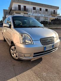 Kia Picanto benz/gpl