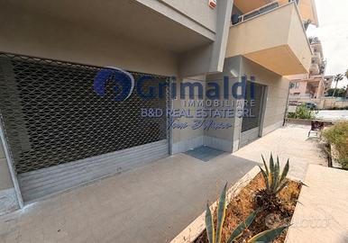 Negozio commerciale 200 mq zona Dante [LocM/23]