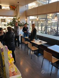 Bar. caffè tavola fredda e piatti caldi