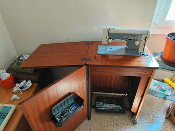 Macchina da cucire vintage 