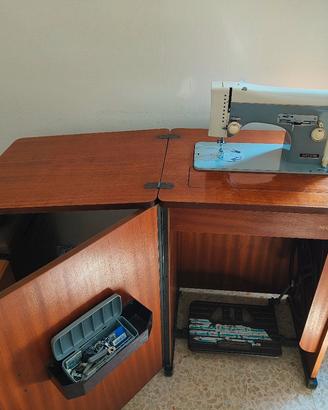 Macchina da cucire vintage 