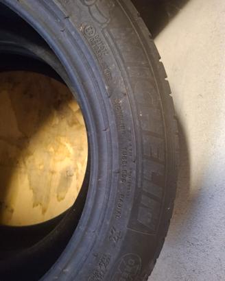 set gomme michelin 205/55R16 
