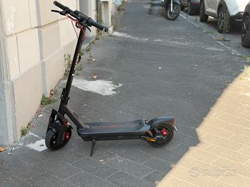 Segway Ninebot MAX G3 – 75 km –  Garanzia