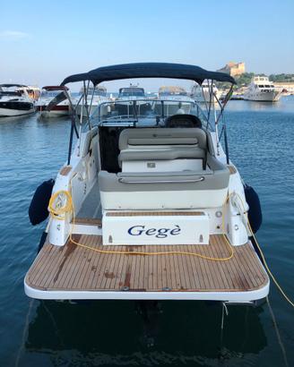 BARCA A MOTORE FOUR WINNS 258 VISTA