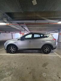 Toyota Rav 4 Hybrid 2.5l 200 cavalli